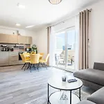 Luxury Modern Penthouse W Jacuzzi & Huge Terrace Split