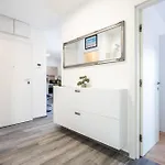 Luxury Modern Penthouse W Jacuzzi & Huge Terrace Apartment